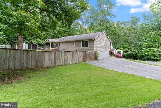 Building Photo - 12418 Red Rock Ct