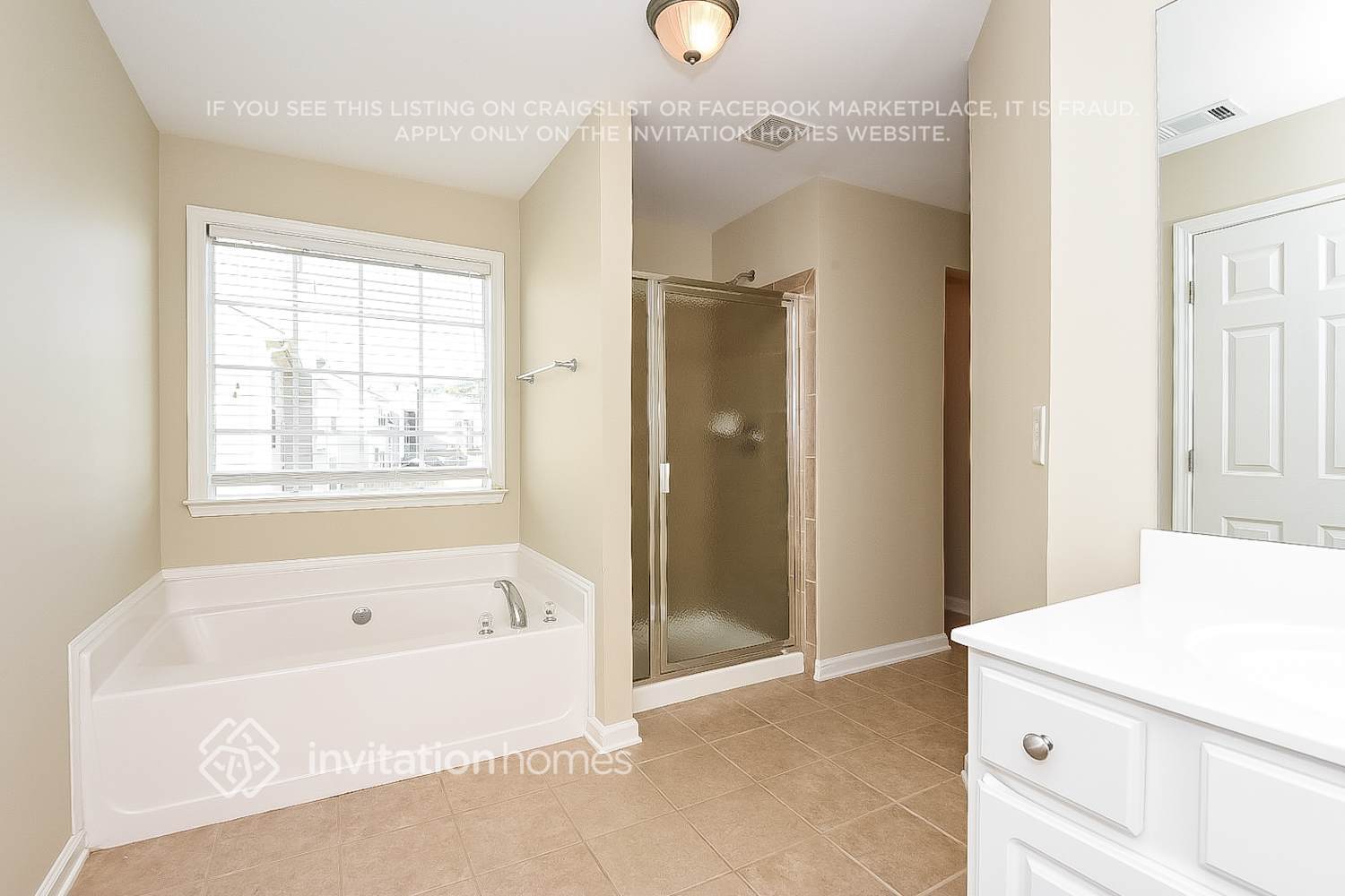 Building Photo - 543 Watercress Dr