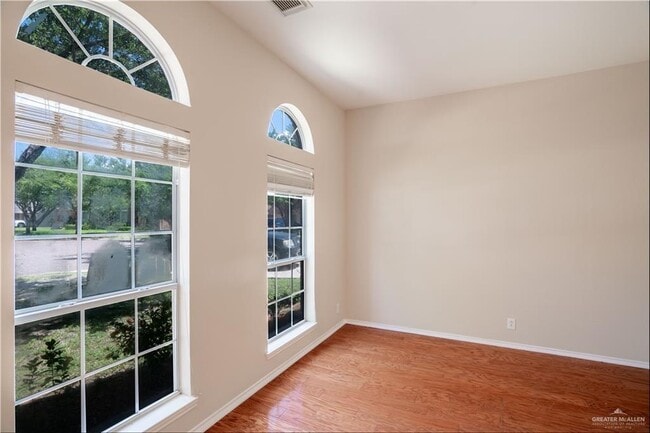 Building Photo - 2603 Santa Monica St