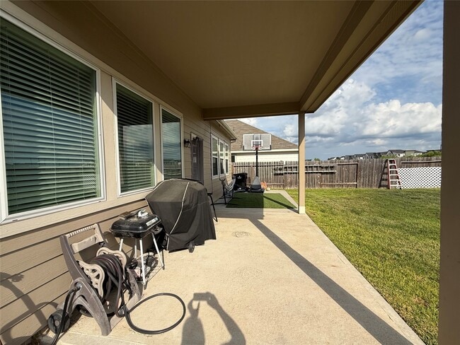 Building Photo - 24919 Bastiani Canvas Ln