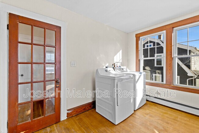 Building Photo - 95-97 Ashland St