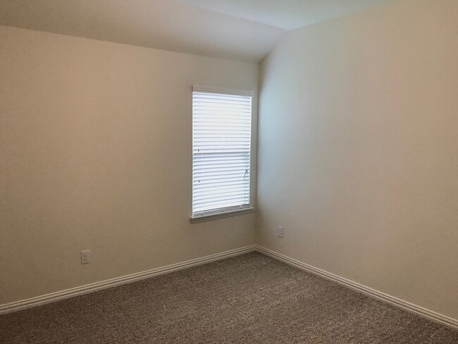 Building Photo - 4532 Frost Ave