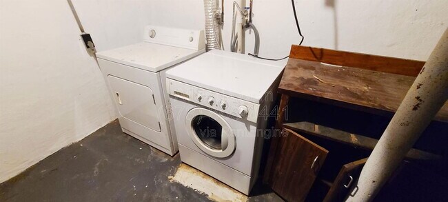 Building Photo - 1318 Ormewood Ave SE