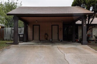 Building Photo - 100 Nicole Cove