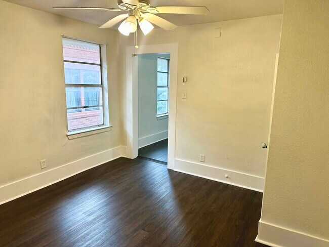 Building Photo - 6833 Avenue C