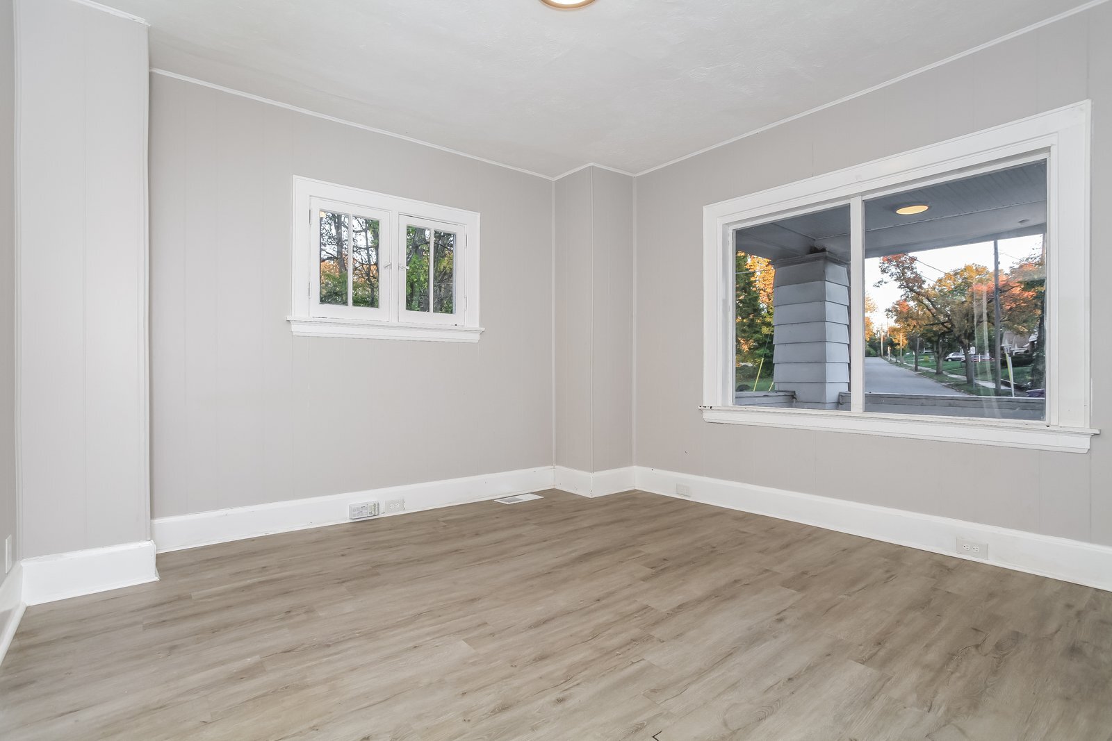 Building Photo - 3619 Norwich Ave