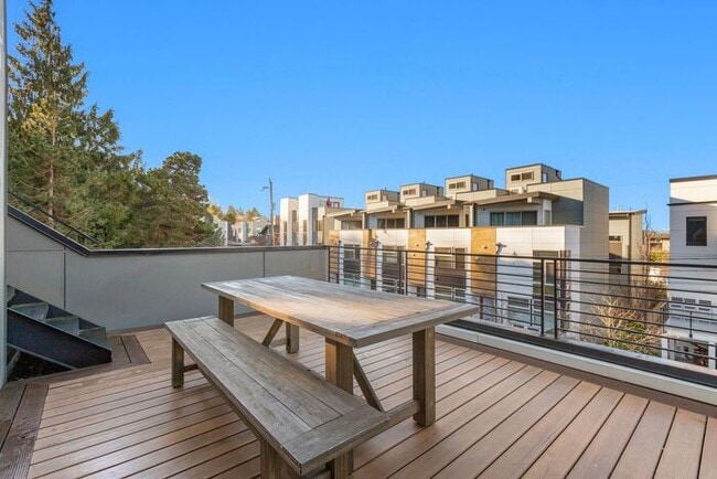 Building Photo - Stunning Air Conditioned Alki Condo Overlooking Majestic Puget Sound!