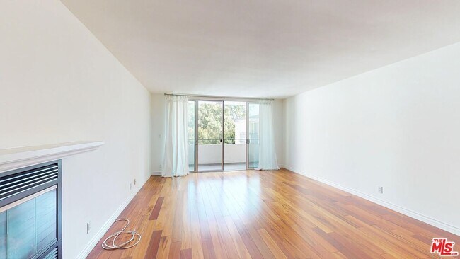Building Photo - 1010 Kings Rd