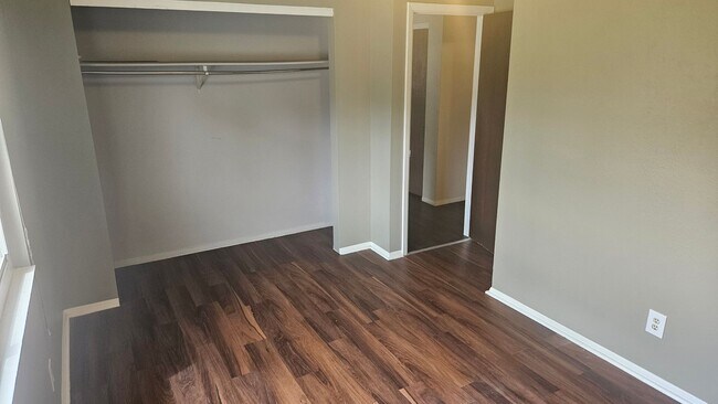 Building Photo - Cute 4 Bedroom House in Midtown FC