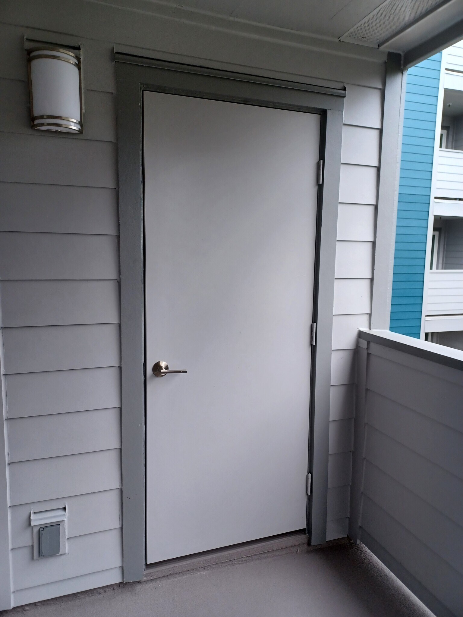 outside storage unit - 6400 Christie Ave