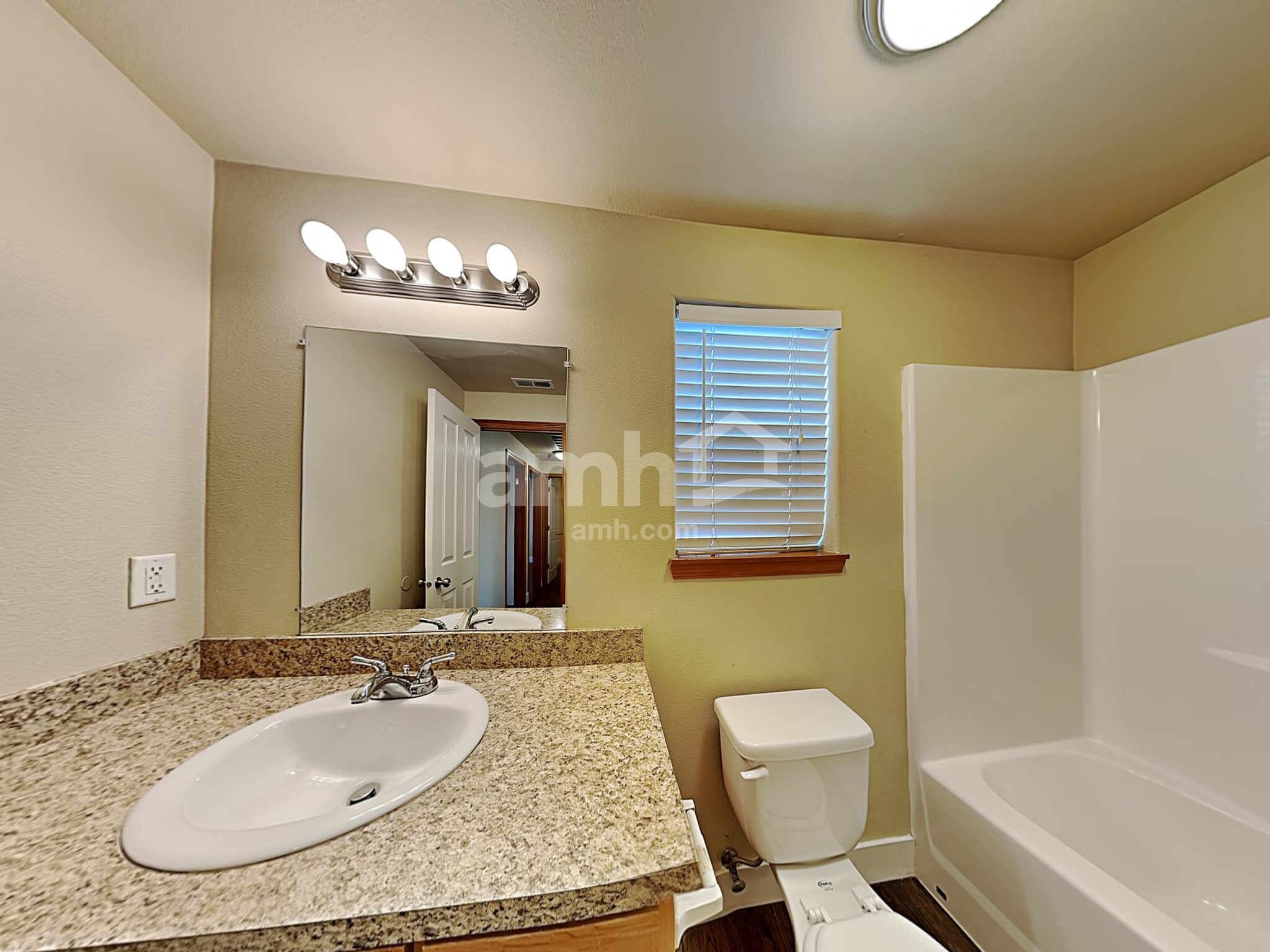 Building Photo - 2522 Char Cir NW