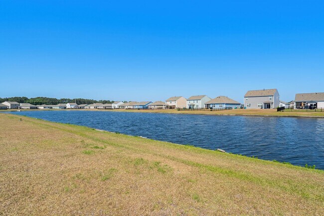 Building Photo - 3144 Fair Rdg Wy