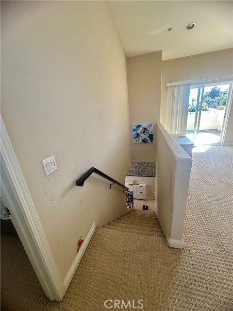 Building Photo - 119 Walnut Grove Ave