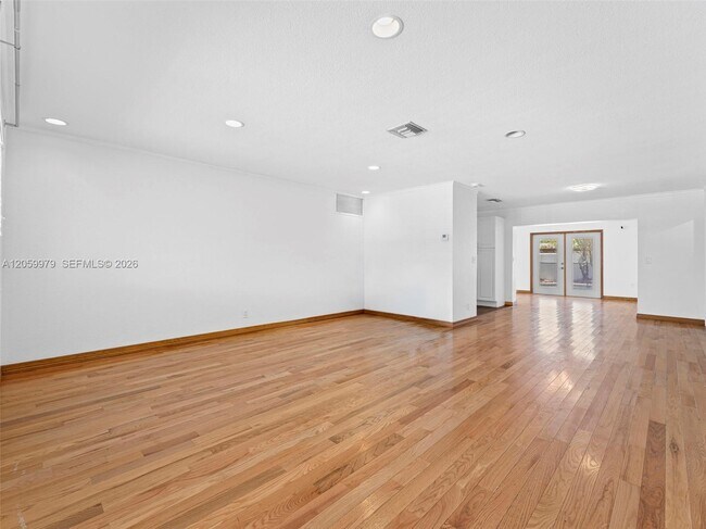 Building Photo - 2021 N 52nd Ave