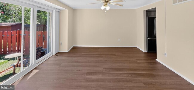 Building Photo - 5449 Mystic Ct