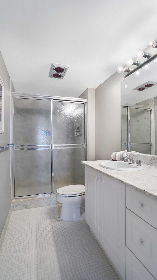 Building Photo - 3550 Galt Ocean Dr