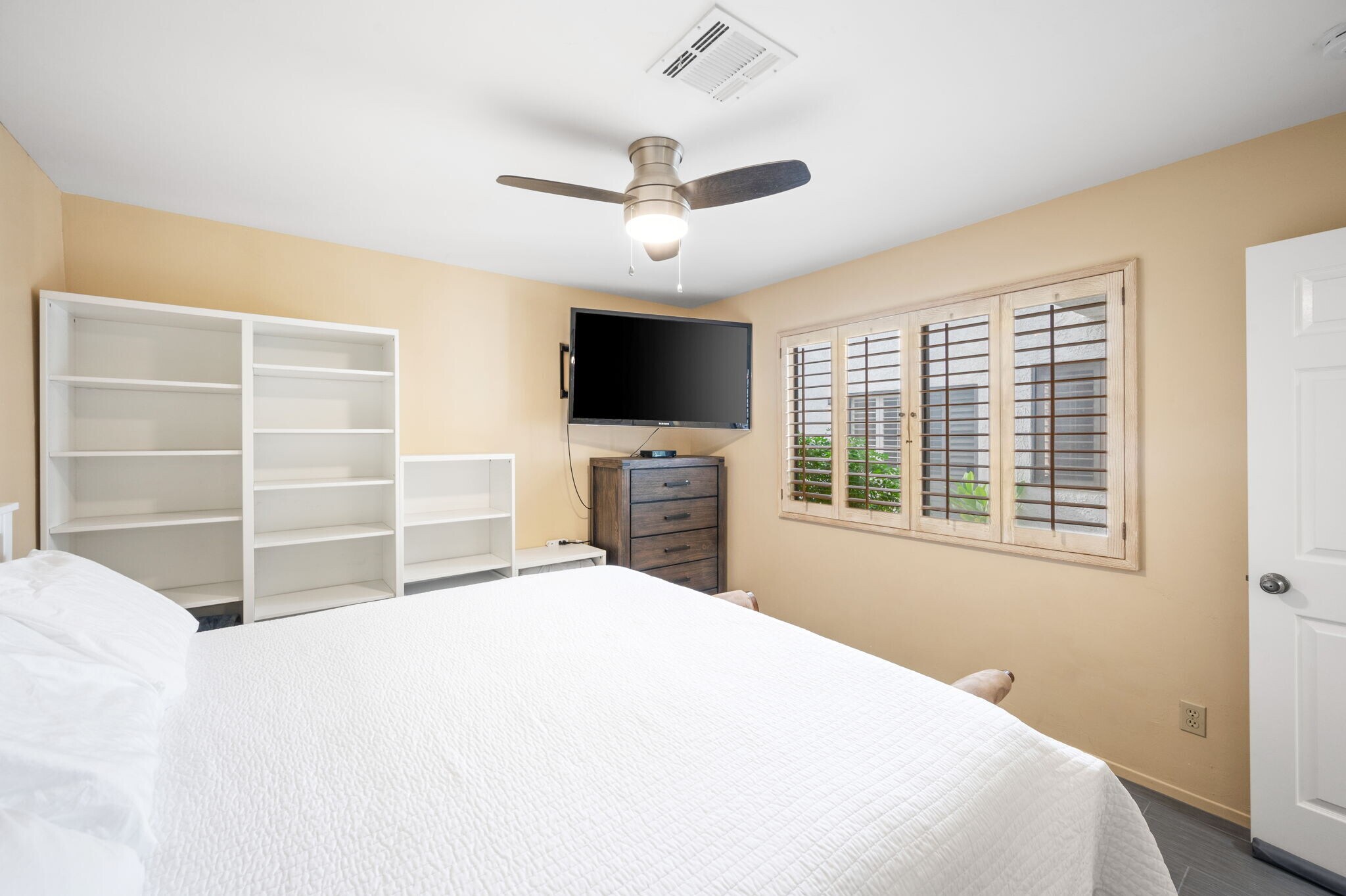 Building Photo - 78990 Bayside Ct