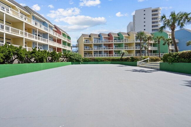 Building Photo - 7820 Seawall Blvd