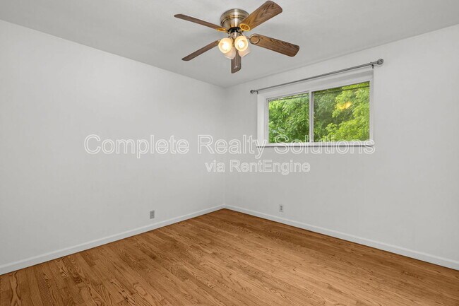 Building Photo - 7876 Big Bend Blvd