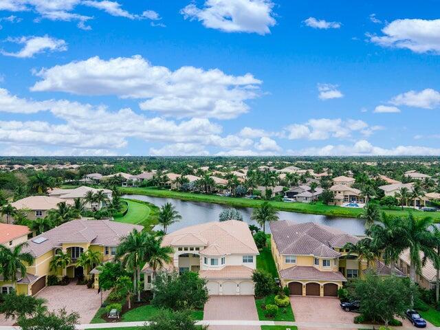 Building Photo - 11812 Windmill Lake Dr