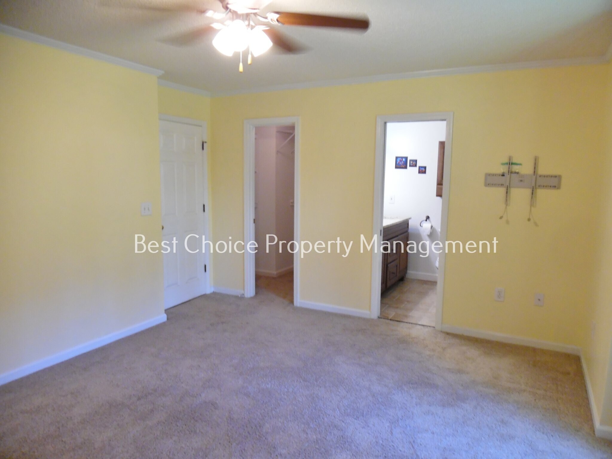 Building Photo - 5 Fallsburg court