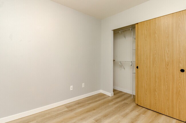 Building Photo - 25807 87th Ave Ct E