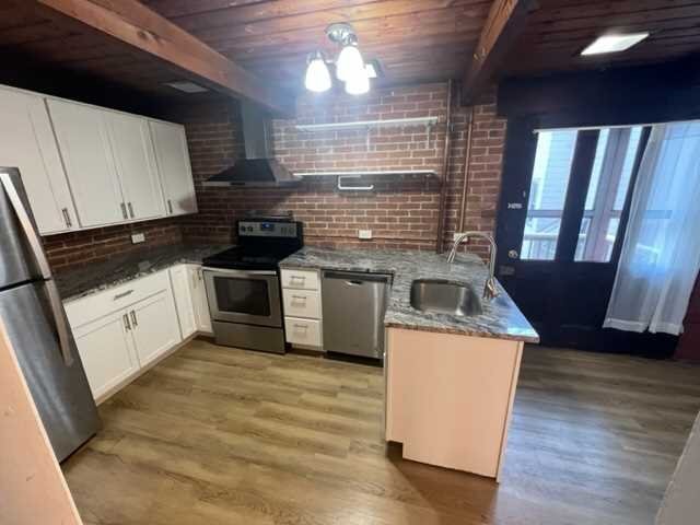Building Photo - 153 Academy St