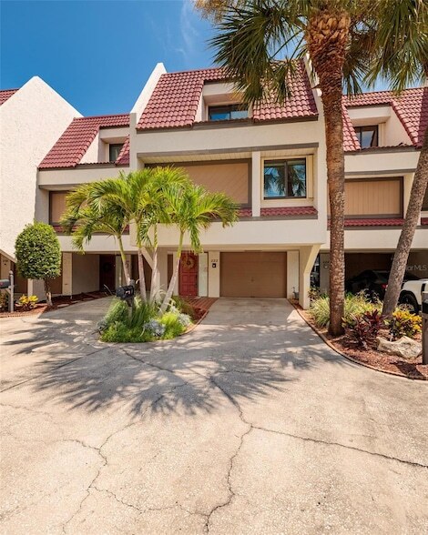 Building Photo - 222 Skiff Point