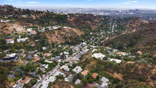 Building Photo - 9572 Stuart Ln