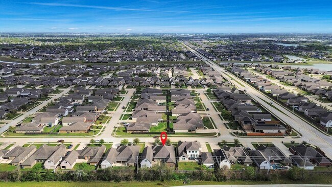 Building Photo - 2009 Amado Ln