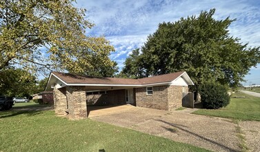 Building Photo - 6509 Crimson Ave