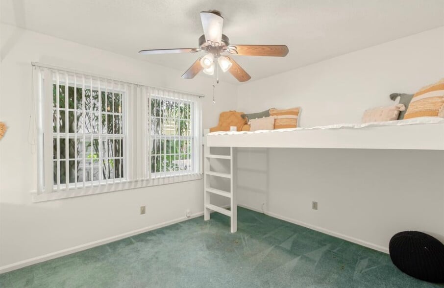 Building Photo - 1701 Castile St