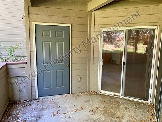 Building Photo - 4545 Wheaton Dr