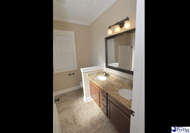 Building Photo - 1355 Millbank Dr