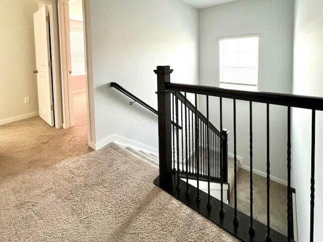 Building Photo - 418 Park Vista Dr