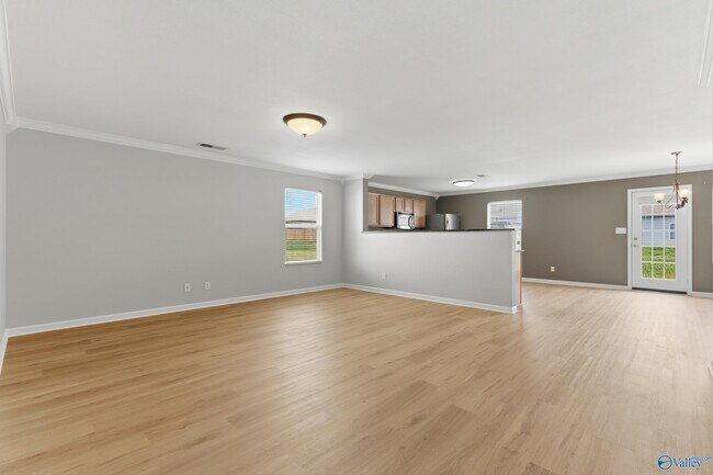 Building Photo - 29889 Glenrose Way