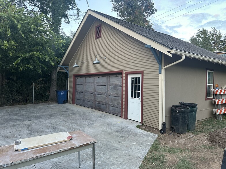 New Garage w/Shop space - 1535 S Yorktown Ave