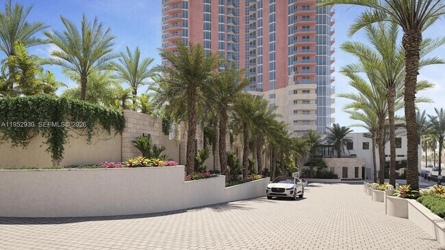 Building Photo - 300 South Pointe Dr