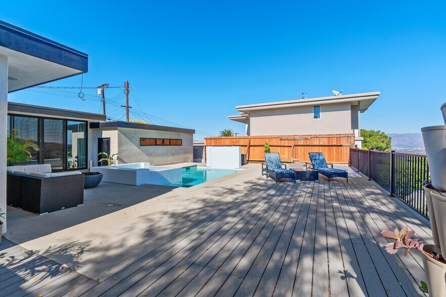 Building Photo - 3632 Beverly Ridge Dr