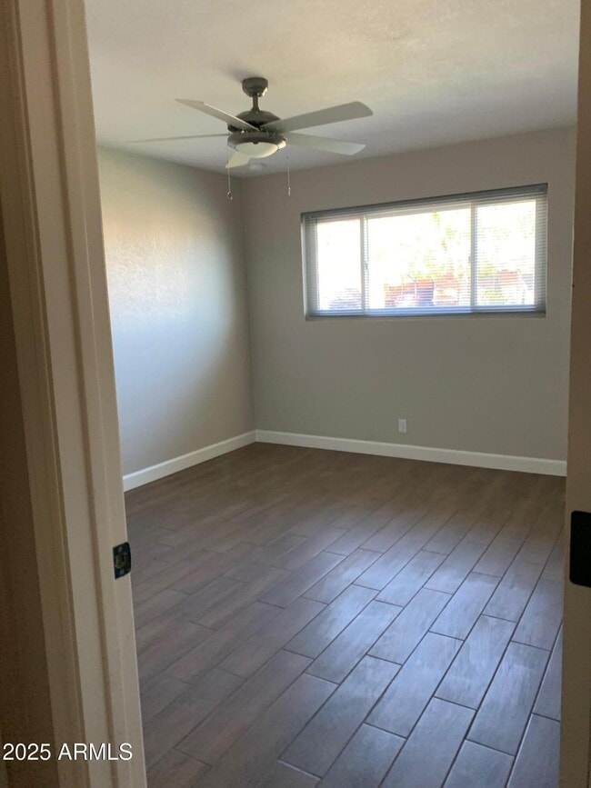 Building Photo - 6943 E Loma Land Dr