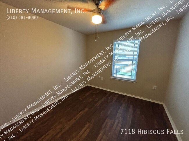 Building Photo - 7118 Hibiscus Falls