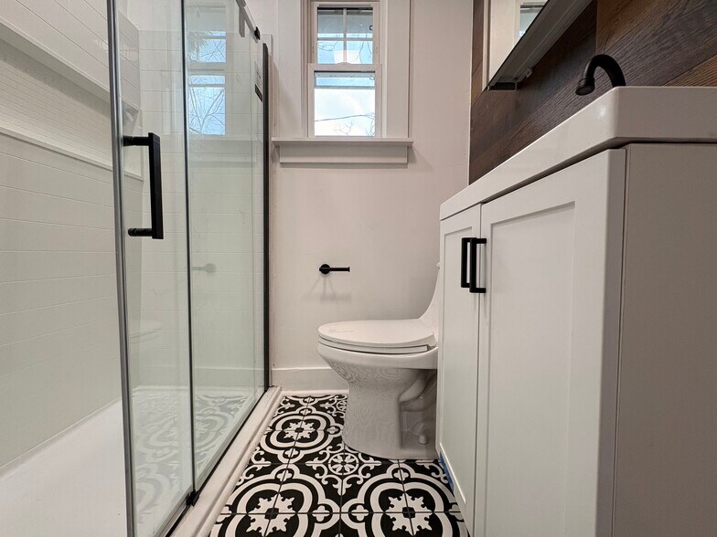 Building Photo - 7128 Card Ln