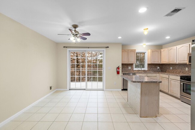 Building Photo - 12 Liberty Ct.