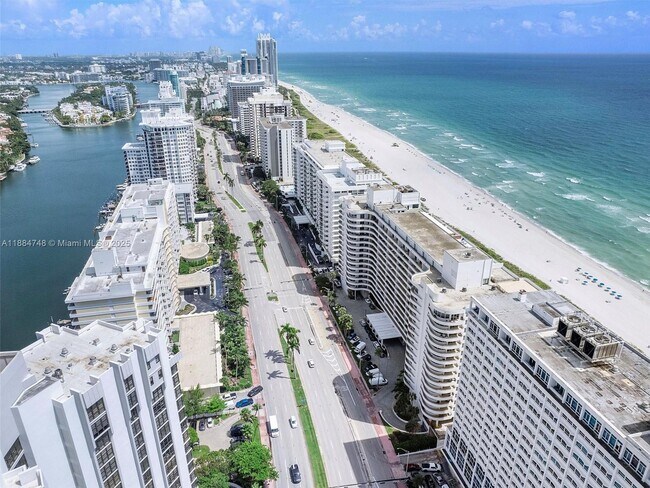 Building Photo - 5555 Collins Ave