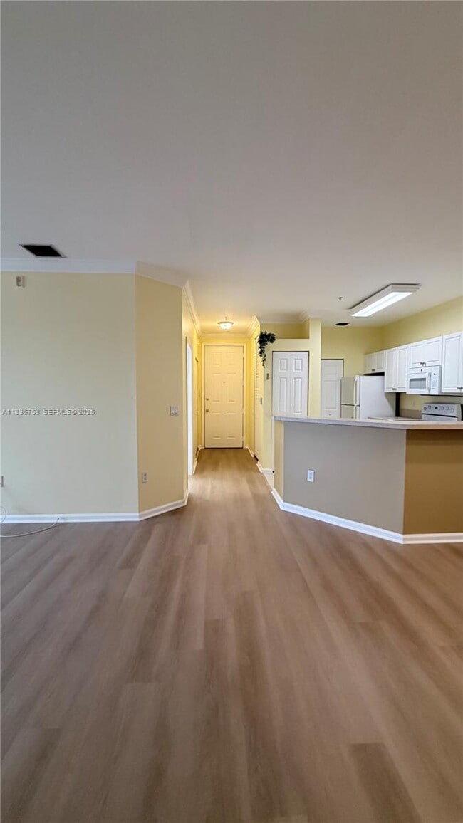 Building Photo - 4602 SW 160th Ave