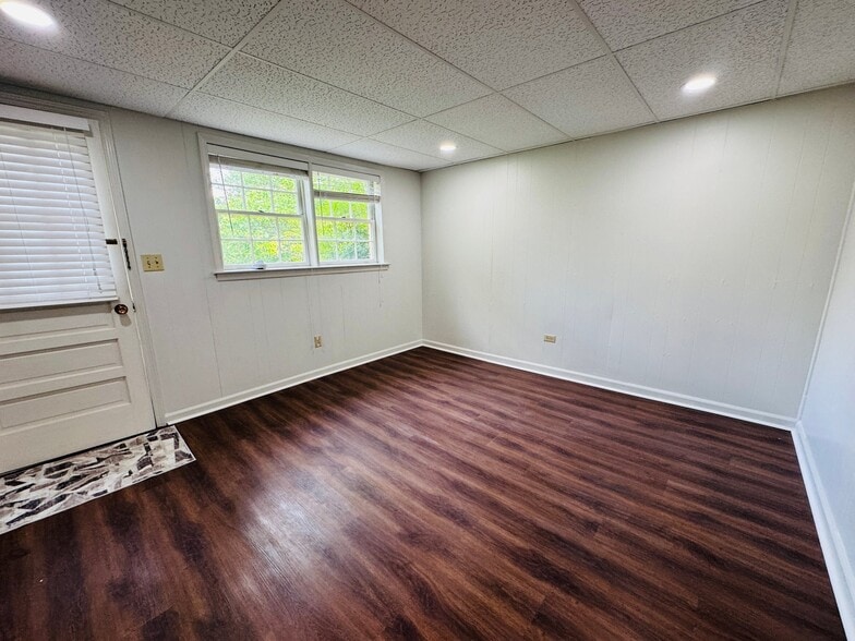 Building Photo - 4875 Millen Dr