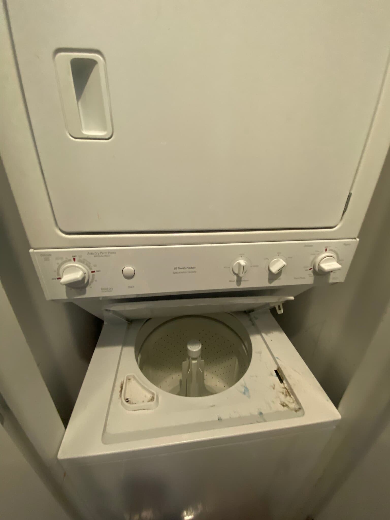 Building Photo - 15 Eldora St