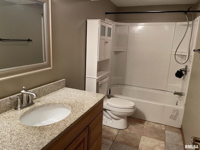 Building Photo - 2806 W 47th St