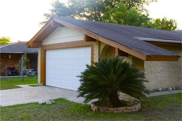 Building Photo - 7722 Sunbonnet Ln