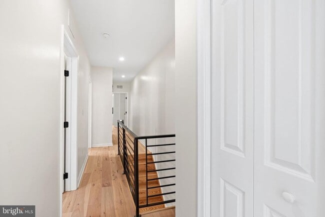 Building Photo - 29 N 54th St